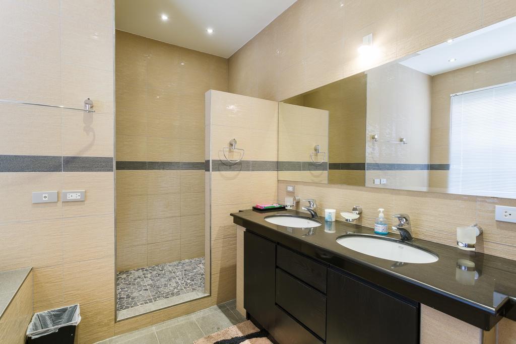 Luxury Pool 3br 6-8 Persons (adults Only)