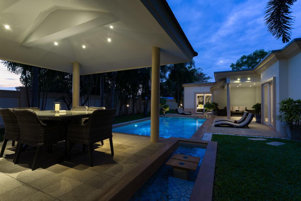 Luxury Pool 3br 6-8 Persons (adults Only)