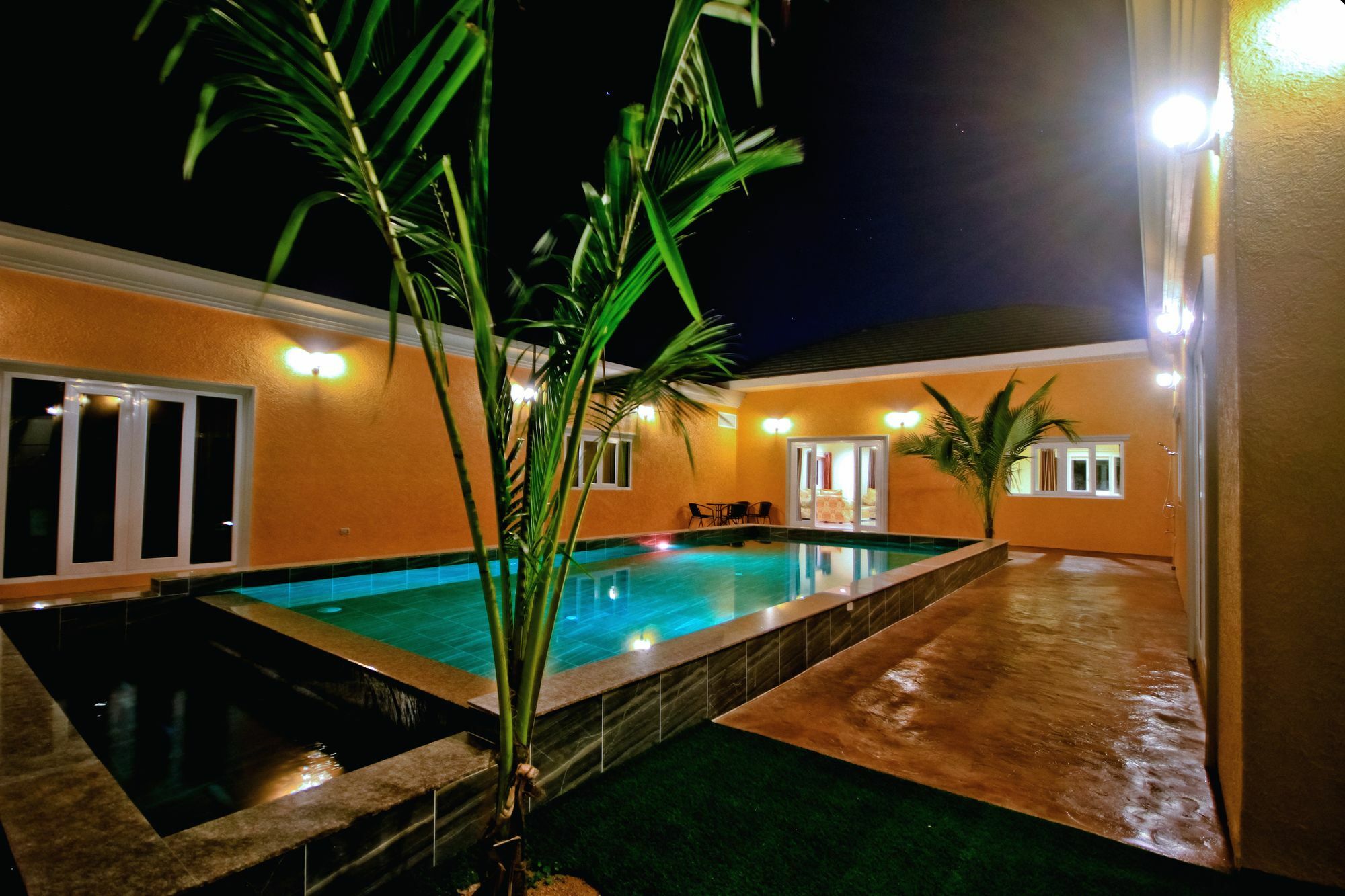 Luxury Pool 3br 6-8 Persons (adults Only)