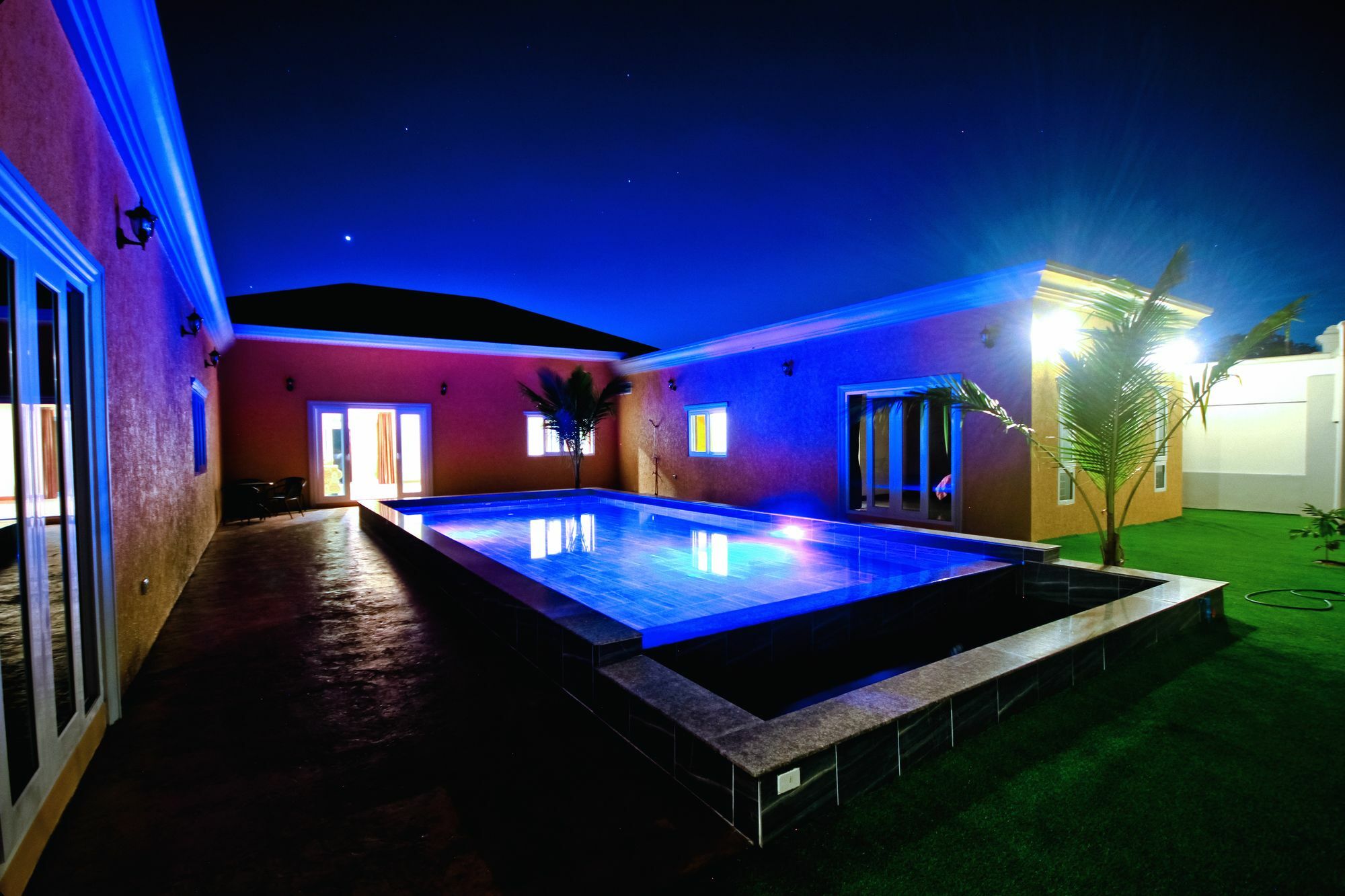 Villa Luxury Pool 3br 6-8 Persons (adults Only)