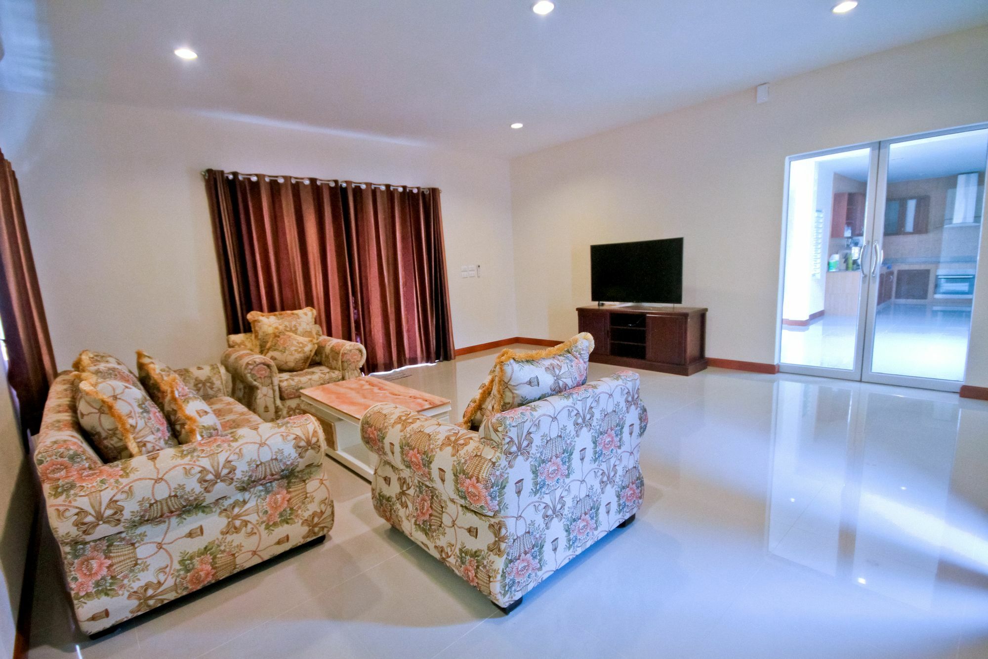 Villa Luxury Pool 3br 6-8 Persons (adults Only)
